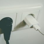 ブレーカーや電子ブレーカーはどういった場面で活躍するのか